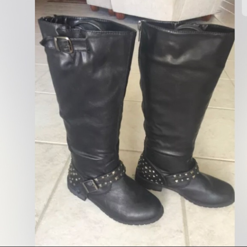 FOREVER  Black Knee High Studded Boots Sz 8.5